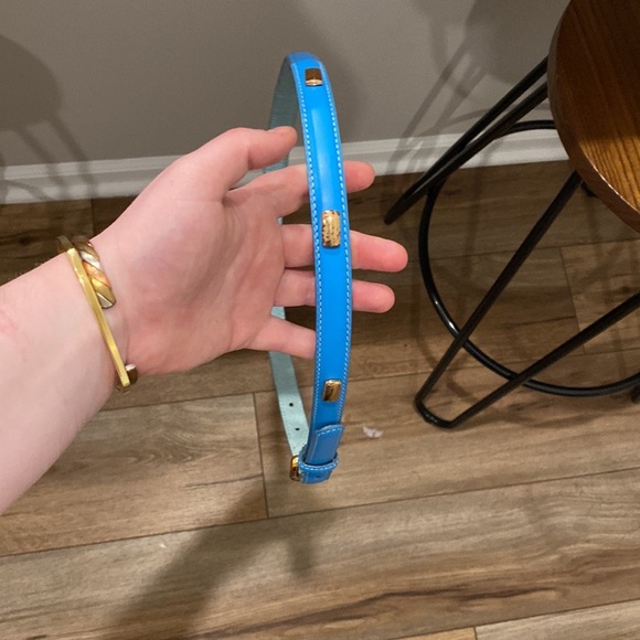 Talbots blue leather brass tooled fashion belt - Picture 5 of 8